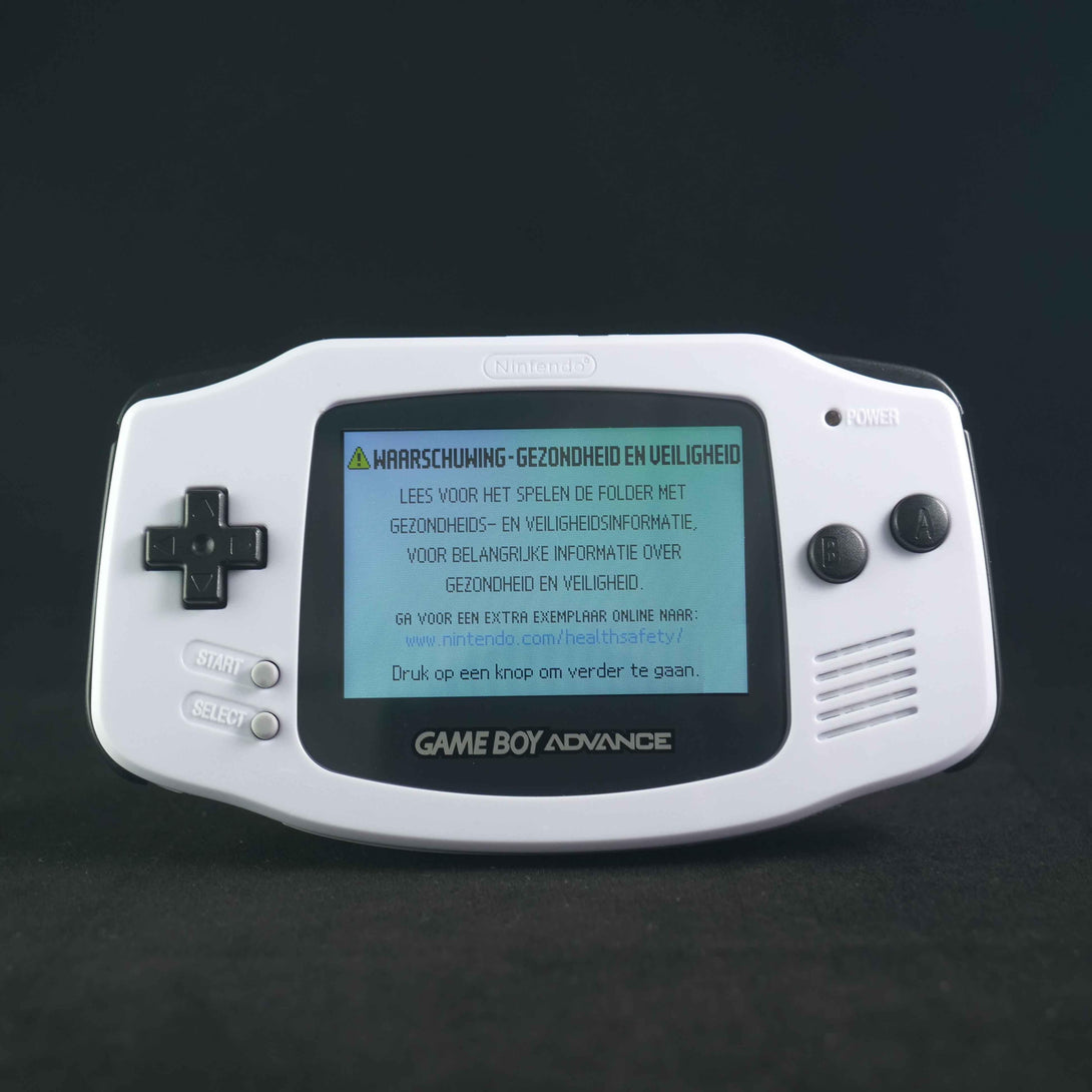Game Boy Advance LIGHT "WHITE FUSION" - GAMEBOYNOW